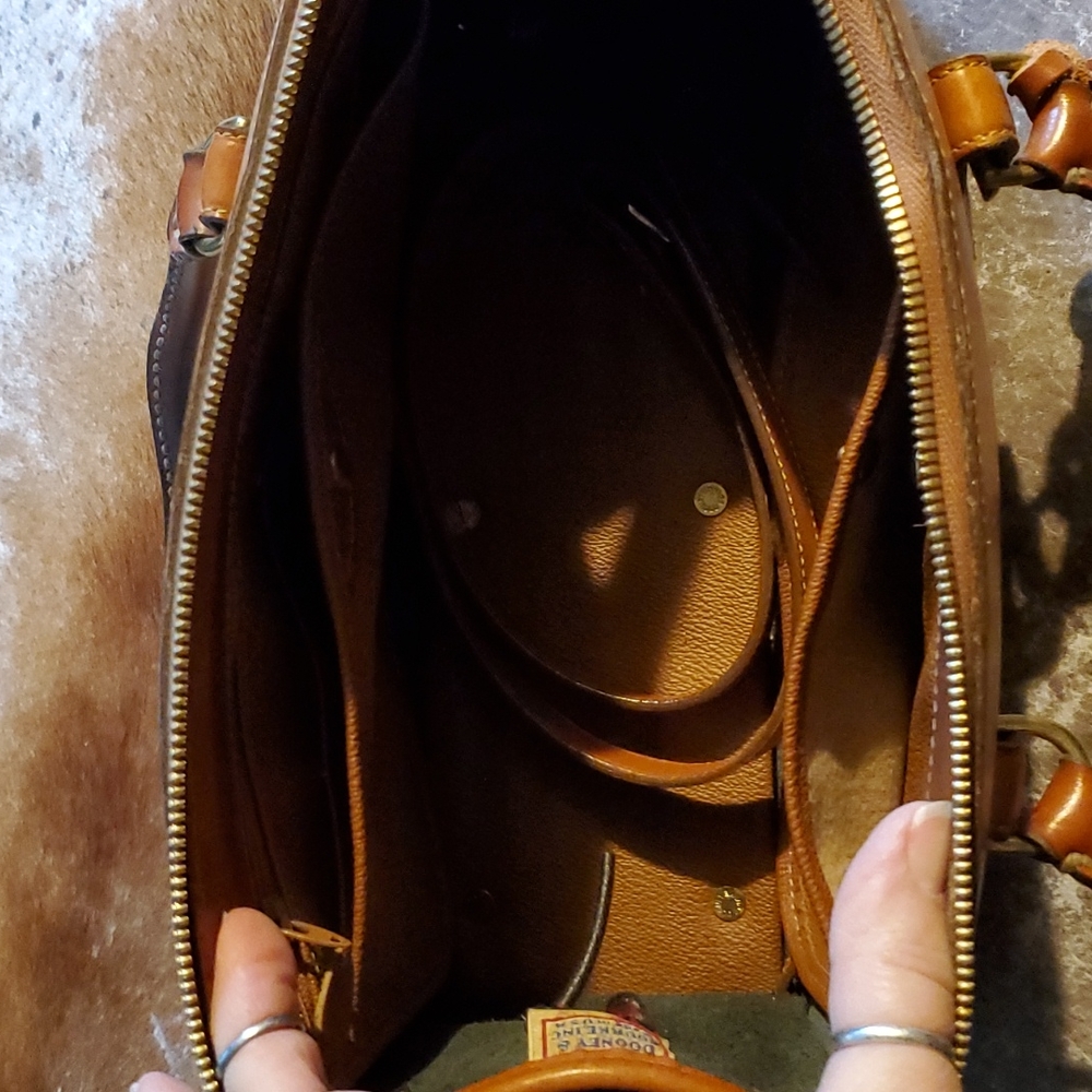 Vintage Dooney & Bourke purse - Picture 5 of 9